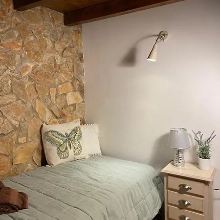 Casa Alfarroba Nyaraló *