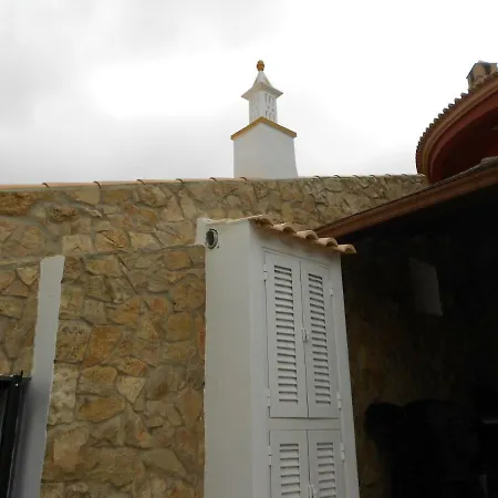 Casa Alfarroba 度假居 *